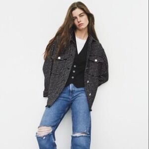 Zara Tweed Boucle Shacket Medium Black Frayed Oversized‎ Shirt Jacket